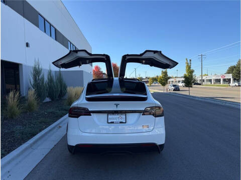 2022 Tesla Model X Plaid