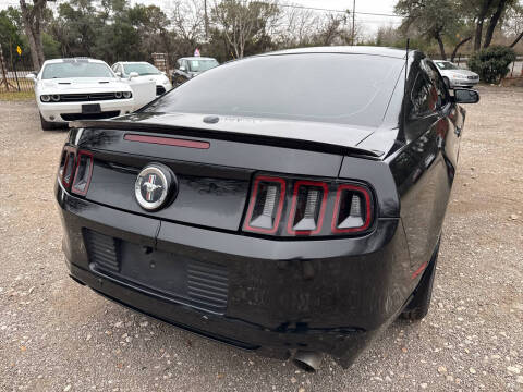2014 Ford Mustang V6 Premium
