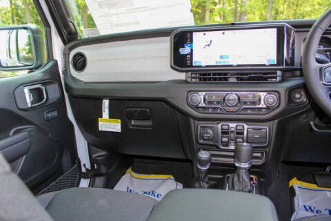 2025 Jeep Wrangler Sport RHD