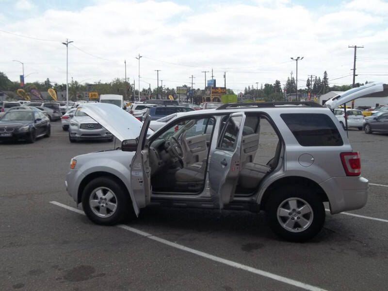 2011 Ford Escape null photo 49