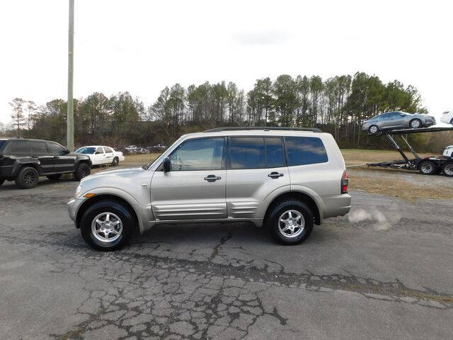 2002 Mitsubishi Montero XLS