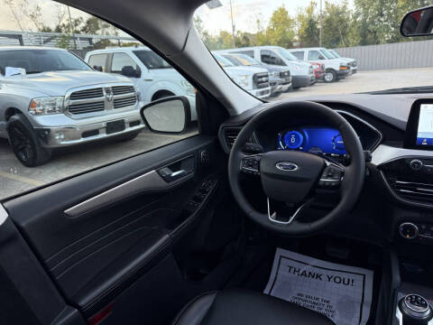 2022 Ford Escape SEL