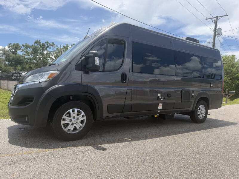 2024 Thor Motor Coach Dazzle