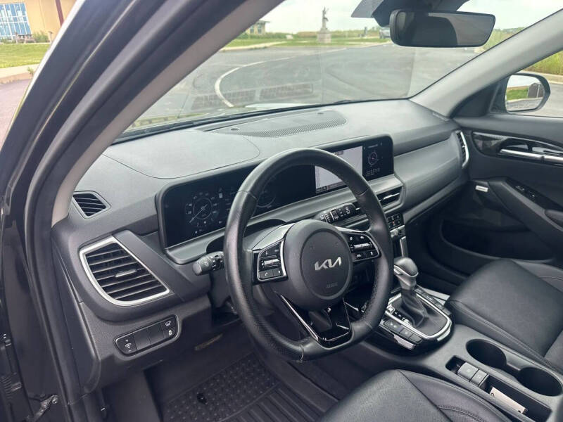 2024 Kia Seltos SX