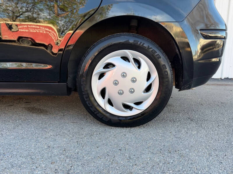 2012 Nissan Versa 1.8 S