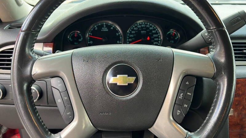 2011 Chevrolet Avalanche LT