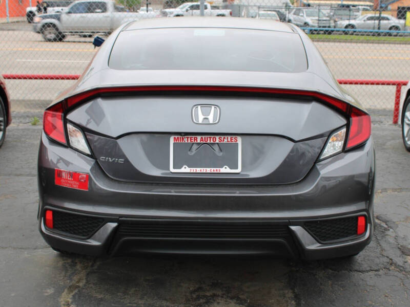 2016 Honda Civic LX-P
