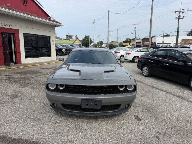 2018 Dodge Challenger SXT