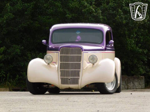 1935 Ford Tudor