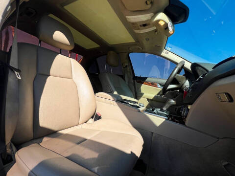 2010 Mercedes-Benz C-Class C 300 Luxury