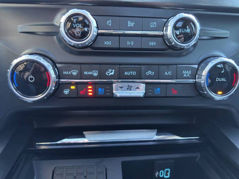 2024 Ford F-450 Super Duty Lariat