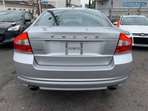 2010 Volvo S80 3.2