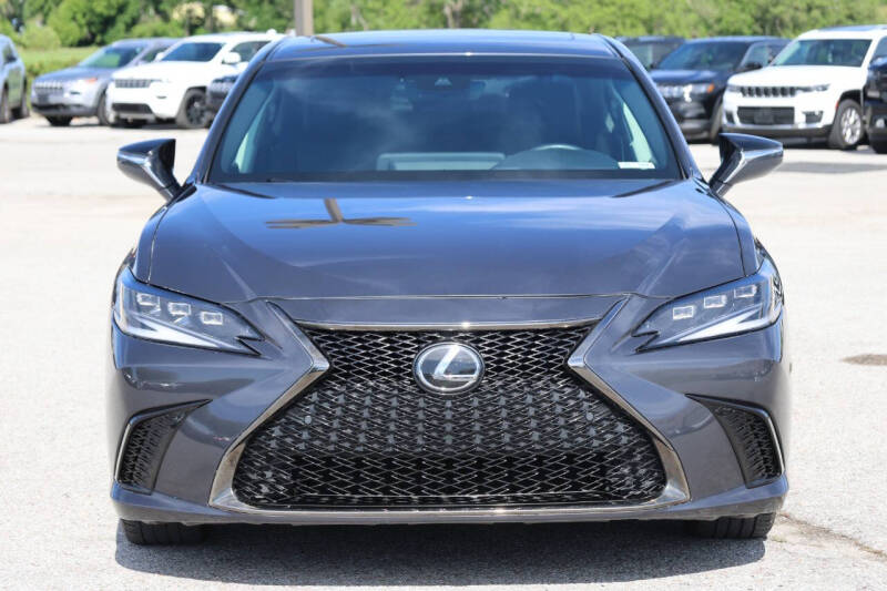 2023 Lexus ES 250