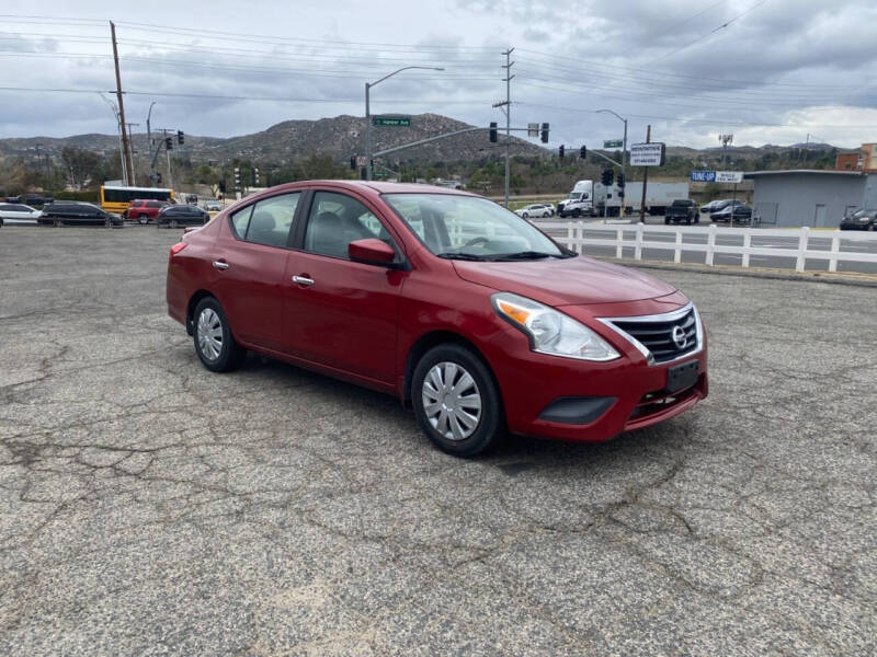 2015 Nissan Versa 1.6 SV