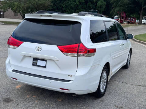 2014 Toyota Sienna