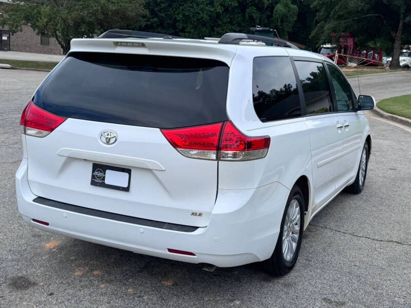 2014 Toyota Sienna
