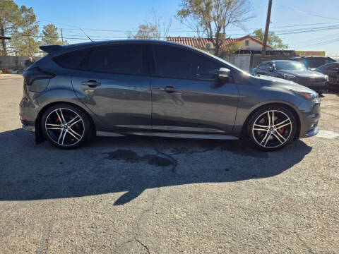 2018 Ford Focus ST