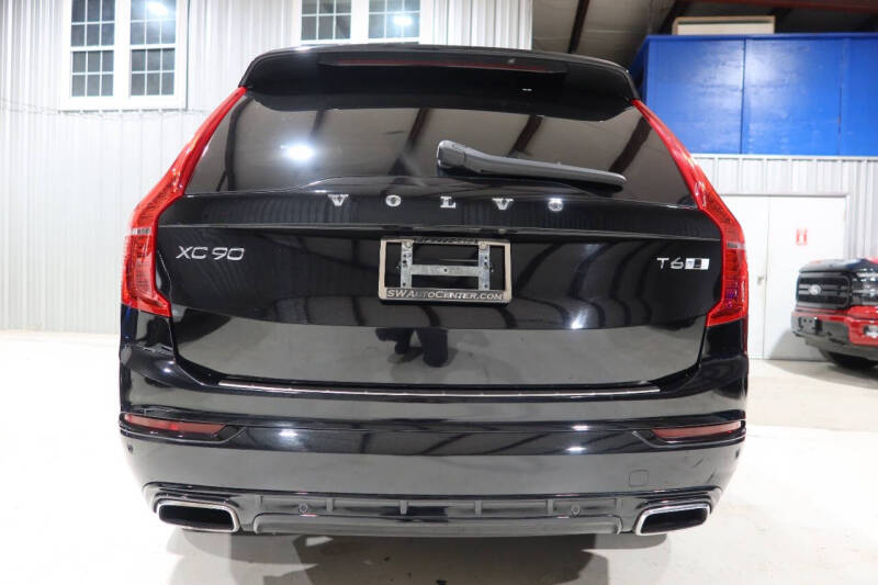 2019 Volvo XC90 T6 R-Design