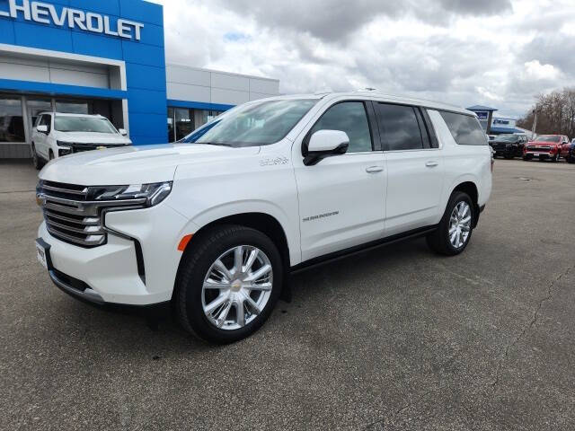 Used 2023 Chevrolet Suburban High Country with VIN 1GNSKGKL0PR472361 for sale in Finley, ND