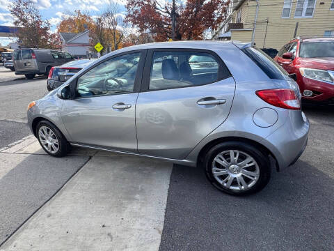 2014 Mazda MAZDA2 Sport