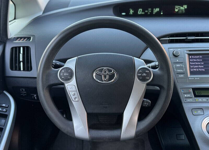 2015 Toyota Prius Three