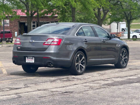 2016 Ford Taurus SEL