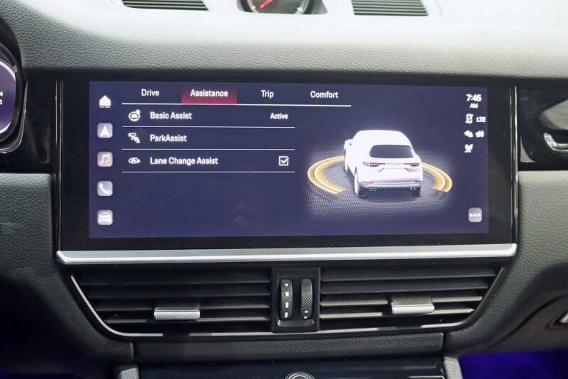 2022 Porsche Cayenne