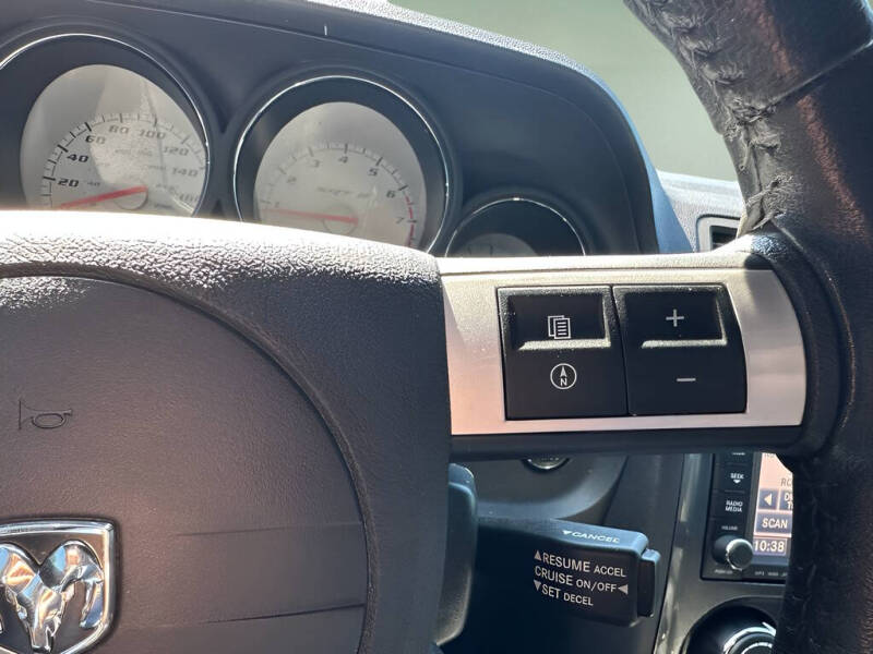 2008 Dodge Challenger SRT8