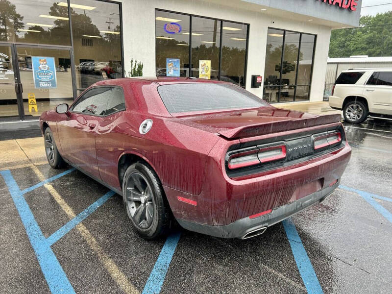 2019 Dodge Challenger SXT