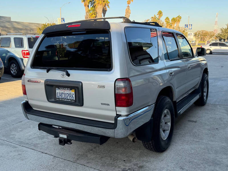 1999 Toyota 4Runner SR5 photo 10