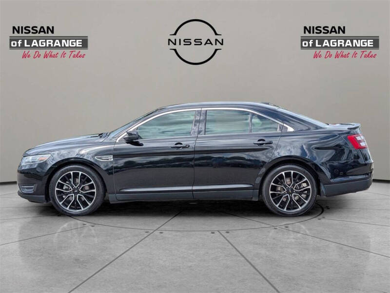 2017 Ford Taurus SEL
