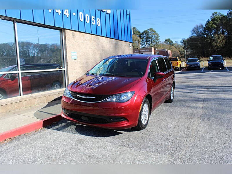 2021 Chrysler Voyager LX