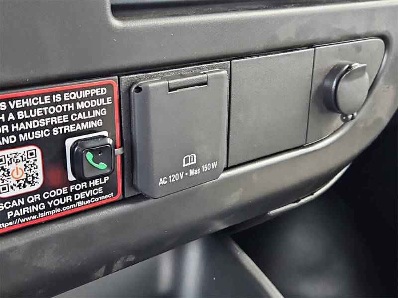 2025 Chevrolet Express 2500