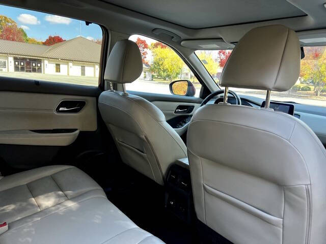 2021 Nissan Rogue SL