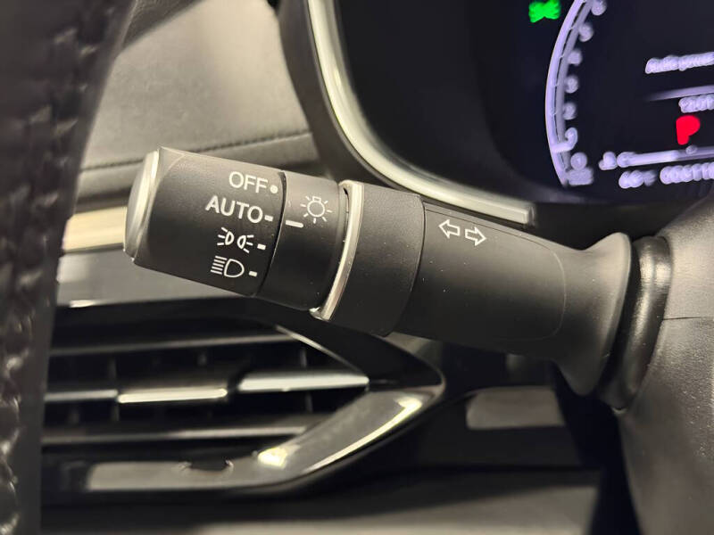 2025 Acura MDX w/Tech