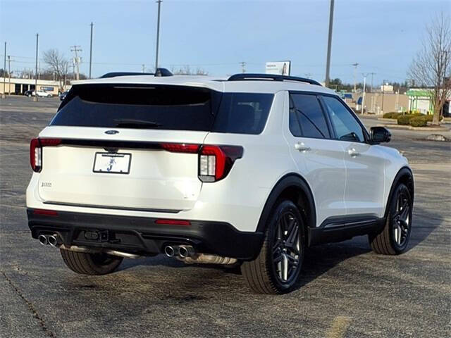 2025 Ford Explorer ST
