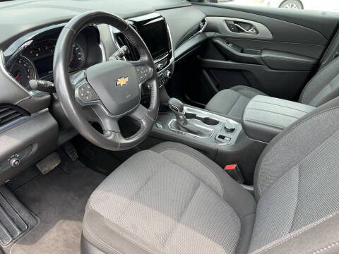 2022 Chevrolet Traverse LT Cloth