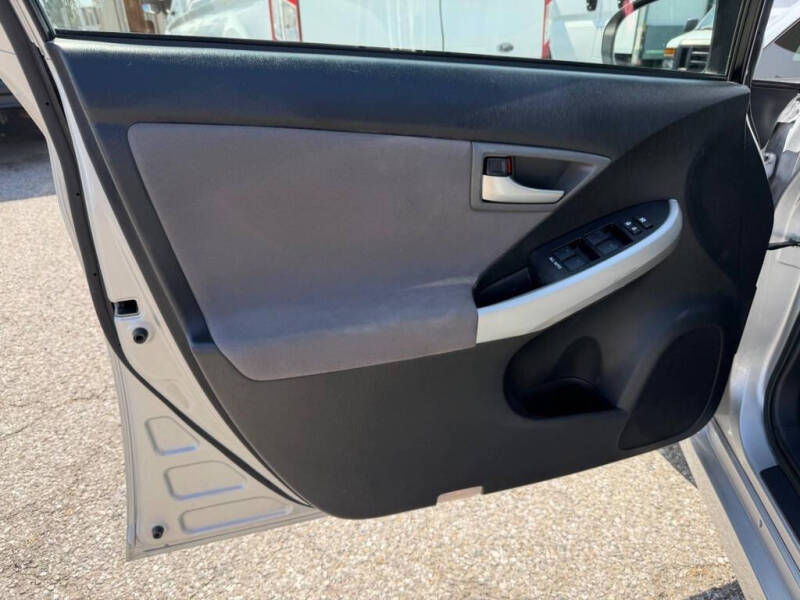 2013 Toyota Prius Two