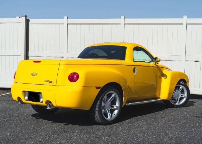 2005 Chevrolet SSR LS