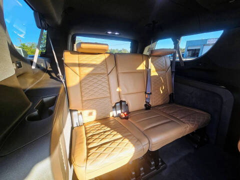 2022 Cadillac Escalade ESV Premium Luxury