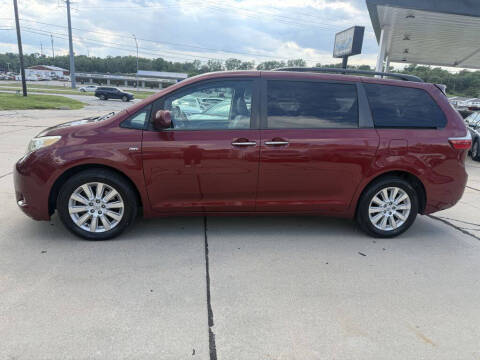 2016 Toyota Sienna