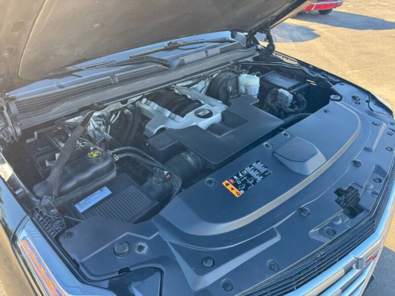 2017 Cadillac Escalade Luxury