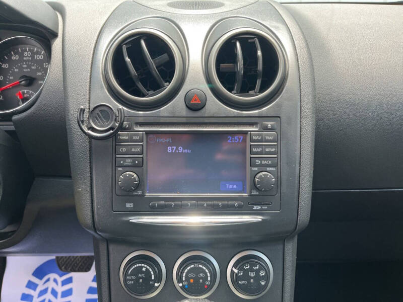 2011 Nissan Rogue SV