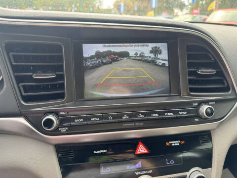 2020 Hyundai Elantra