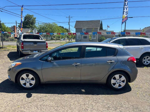 2016 Kia Forte5 LX
