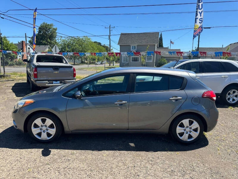 2016 Kia Forte5 LX