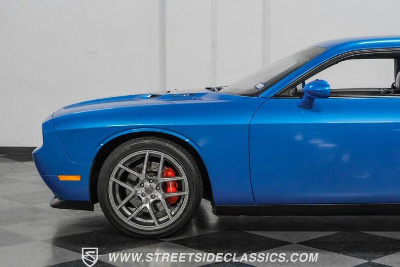 2009 Dodge Challenger SRT8