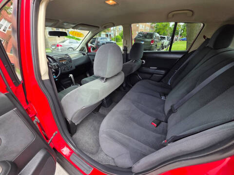 2012 Nissan Versa 1.8 S