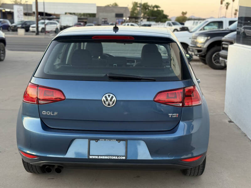 2016 Volkswagen Golf TSI SE