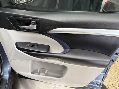 2017 Toyota Highlander XLE